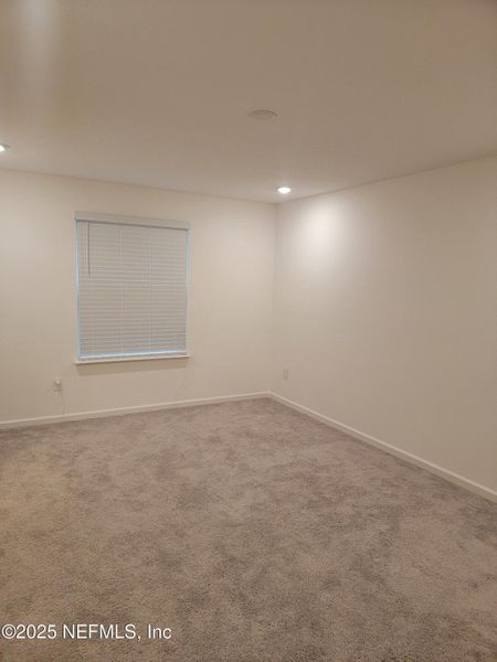 Spacious, unfurnished interior of a new home in , Jacksonville (Image 13).