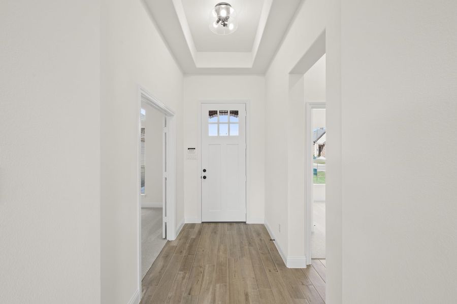 Spacious, unfurnished interior of a new home in Abe's Landing, Granbury (Image 28). Spacious, unfurnished interior of a new home in Abe's Landing, Granbury (Image 28).