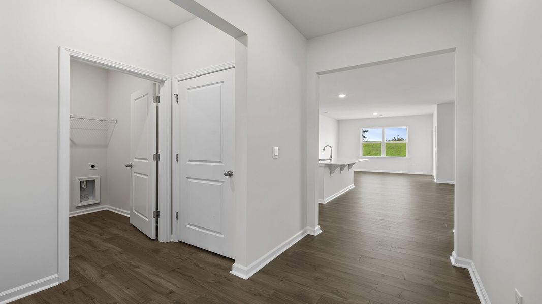 Spacious, unfurnished interior of a new home in Spring Ridge, Anderson (Image 17).