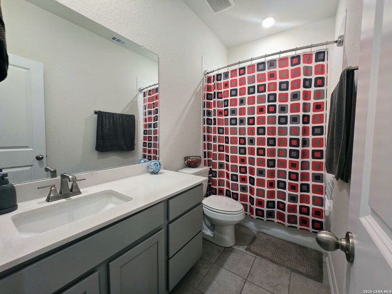 Furnished interior view inside a new home in Homestead, Schertz (Image 15).
