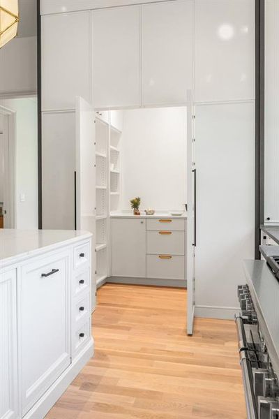 Furnished interior view inside a new home in , Atlanta (Image 17).