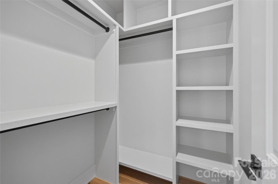 Bed 4 walk in closet with built ins