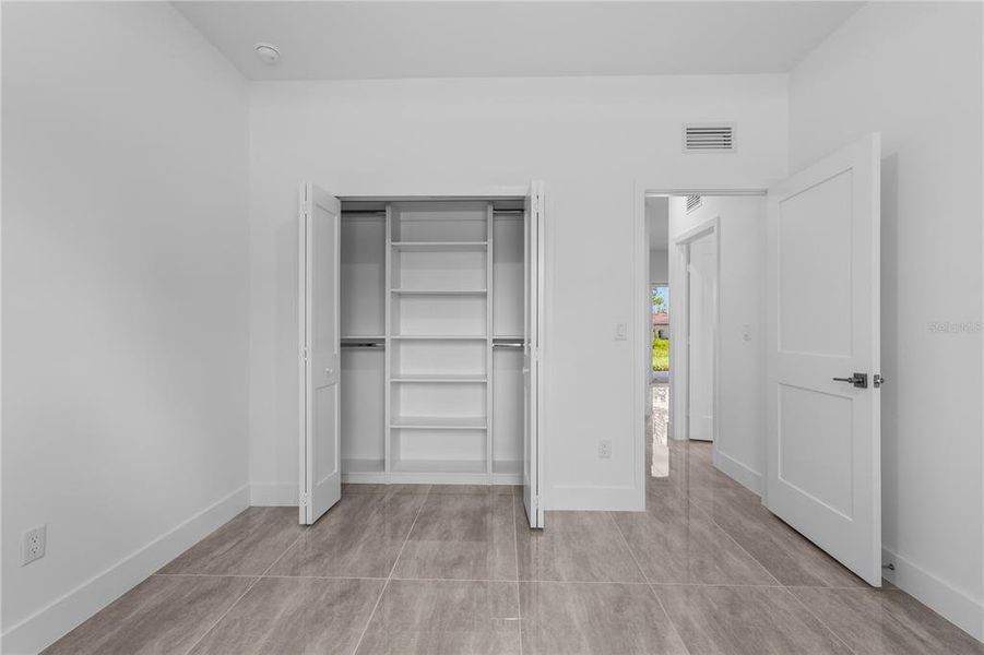 Spacious, unfurnished interior of a new home in , Lehigh Acres (Image 20). Spacious, unfurnished interior of a new home in , Lehigh Acres (Image 20).