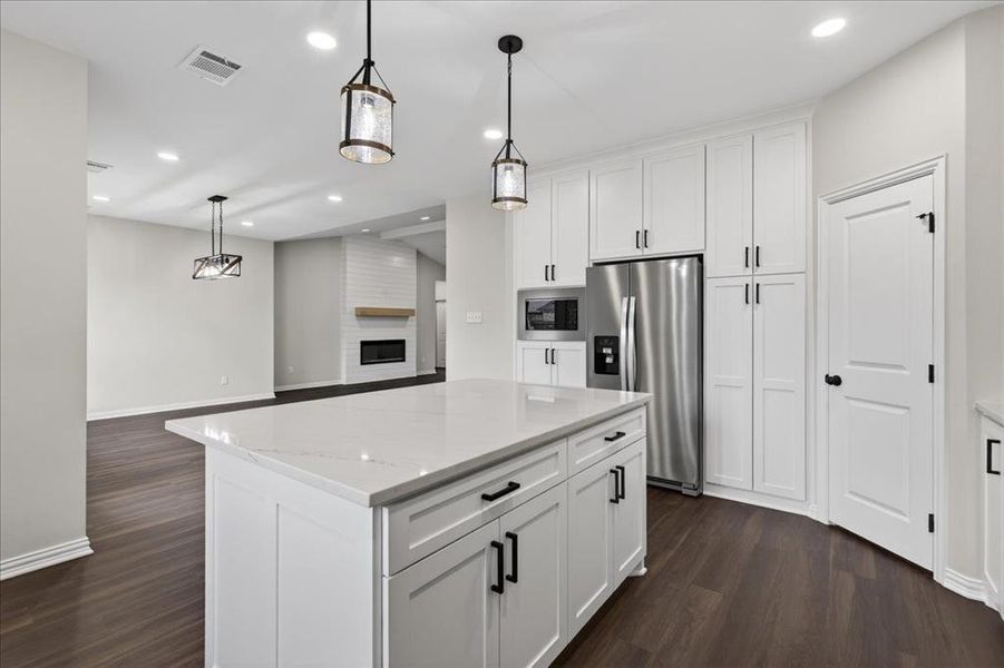 Furnished interior view inside a new home in , Mabank (Image 11).