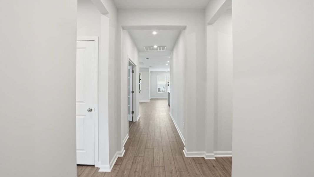 Spacious, unfurnished interior of a new home in Midpoint at New Riverside, Bluffton (Image 28).