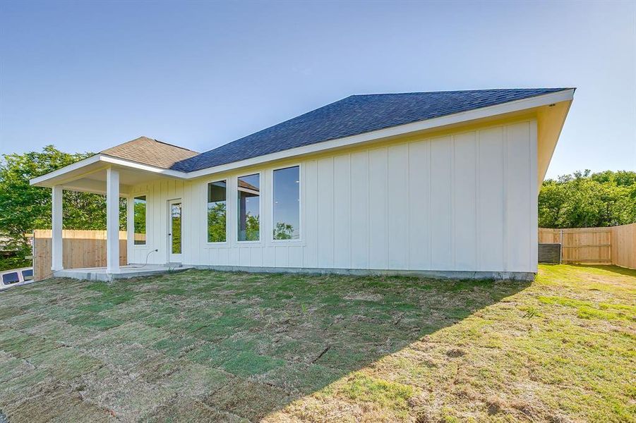 Exterior details and patio area of a home in , White Settlement (Image 4).