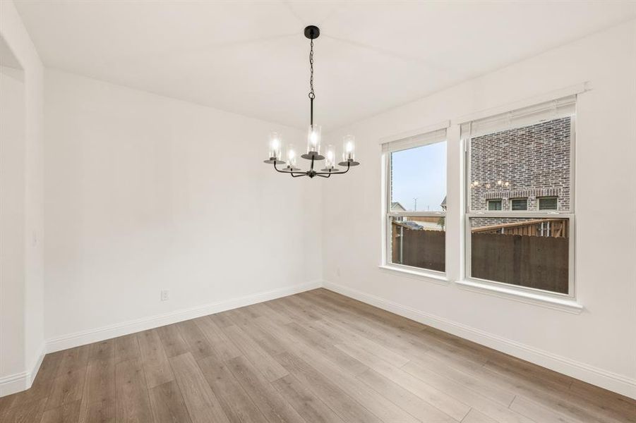 Spacious, unfurnished interior of a new home in Villages of Hurricane Creek, Anna (Image 34).