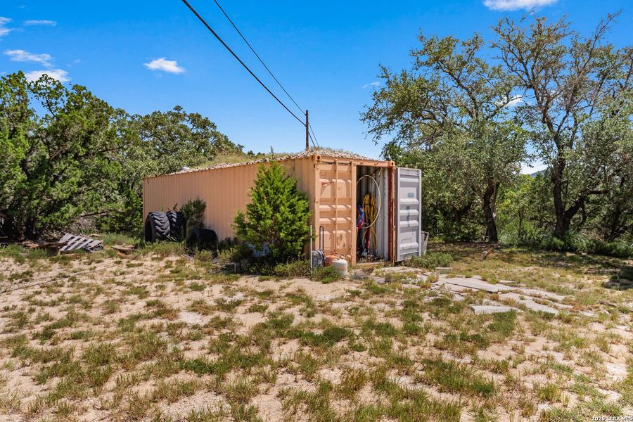 Image 33 of a home in .