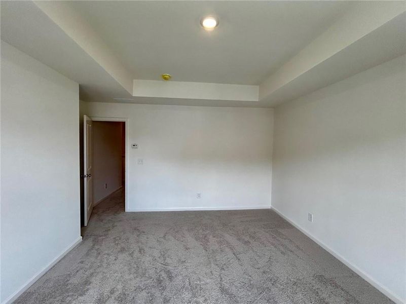 Spacious, unfurnished interior of a new home in Shoals Crossing, Conyers (Image 33). Spacious, unfurnished interior of a new home in Shoals Crossing, Conyers (Image 33).