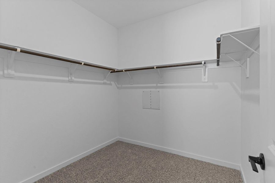 Spacious, unfurnished interior of a new home in Alexander, Pearland (Image 16). Spacious, unfurnished interior of a new home in Alexander, Pearland (Image 16).