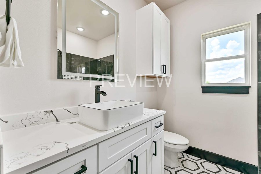 Furnished interior view inside a new home in , Angleton (Image 7).