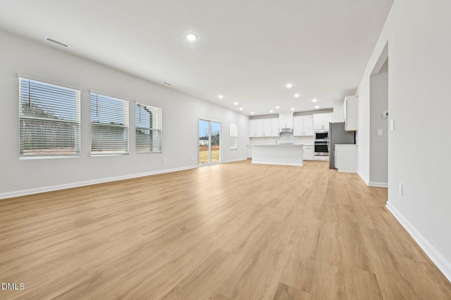 9-web-or-mls-Raleigh - Oak Manor - 536 B