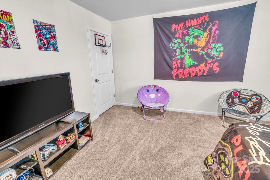 Image 33 of a home in Calvin Creek.