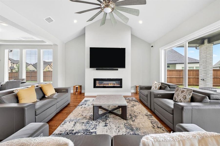 Furnished interior view inside a new home in Light Farms Graham/Reagan, Celina (Image 6).