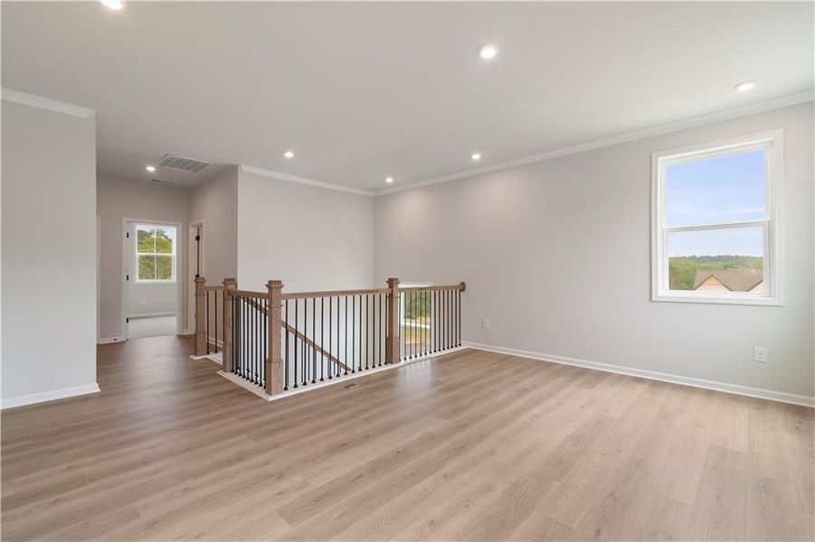 Spacious, unfurnished interior of a new home in Tiberon Woods, Cumming (Image 40).
