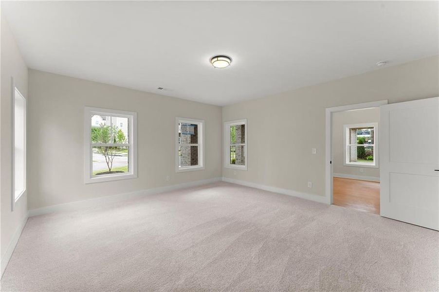 Spacious, unfurnished interior of a new home in West Town, Atlanta (Image 21). Spacious, unfurnished interior of a new home in West Town, Atlanta (Image 21).
