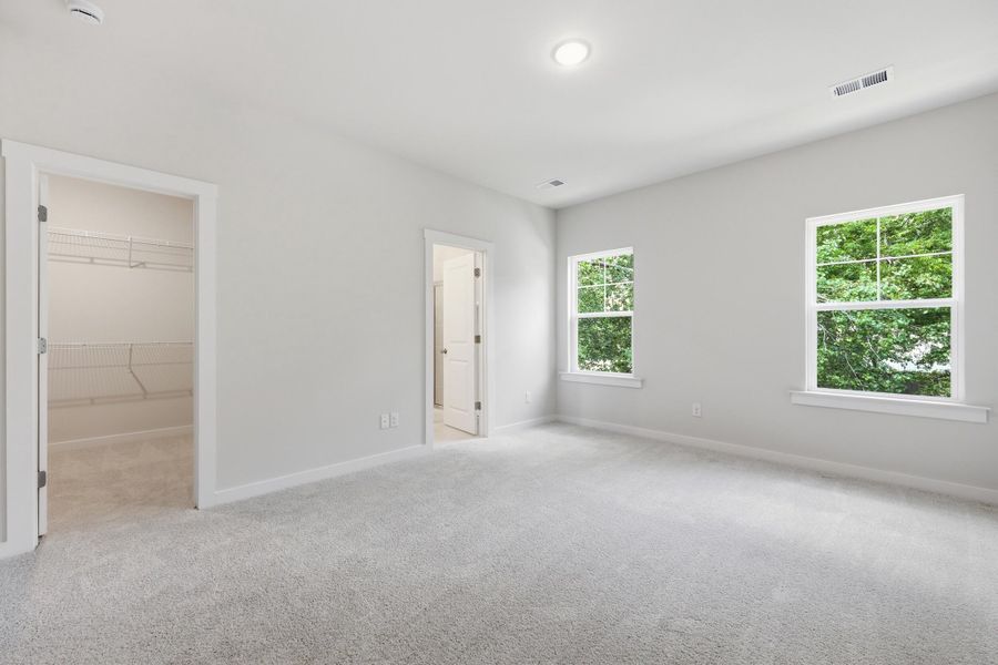 Spacious, unfurnished interior of a new home in Rhetts Cove, Johns Island (Image 29). Spacious, unfurnished interior of a new home in Rhetts Cove, Johns Island (Image 29).