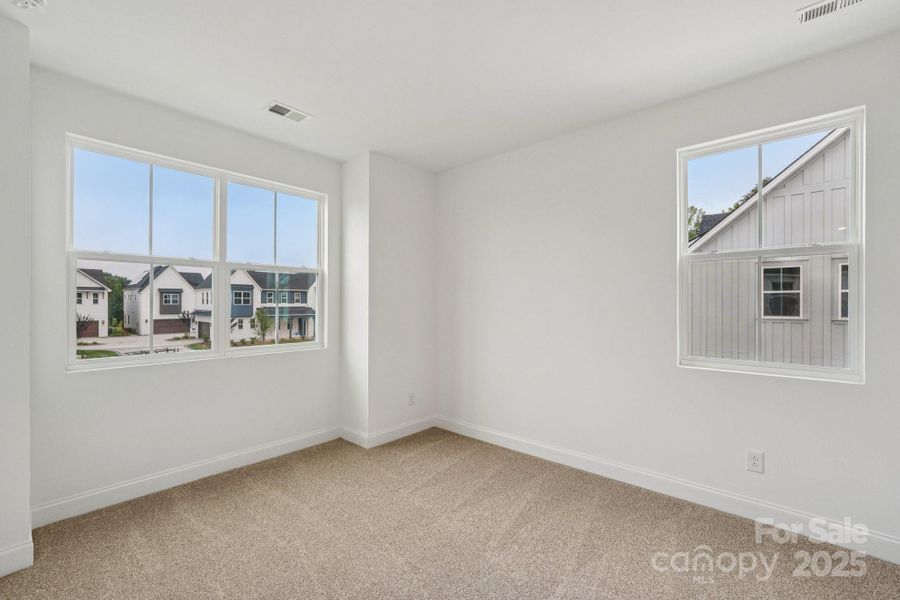 Secondary bedroom Secondary bedroom