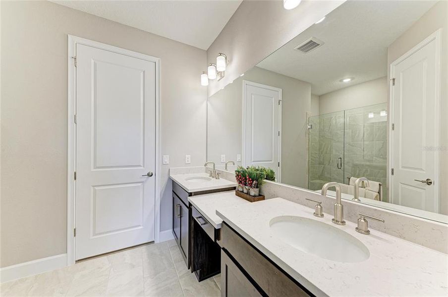 Furnished interior view inside a new home in , Bradenton (Image 32).