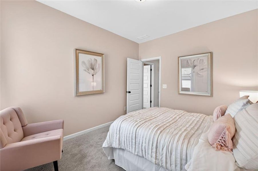 Furnished interior view inside a new home in Laurel Creek, Calhoun (Image 12).