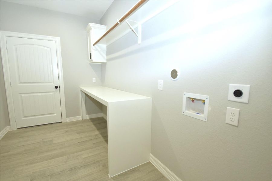 Spacious, unfurnished interior of a new home in , New Waverly (Image 25).