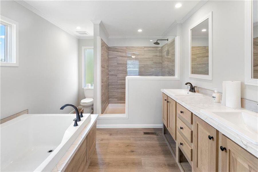 Furnished interior view inside a new home in , Clarkesville (Image 11).