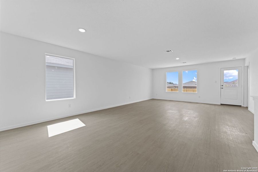 Spacious, unfurnished interior of a new home in , New Braunfels (Image 19). Spacious, unfurnished interior of a new home in , New Braunfels (Image 19).
