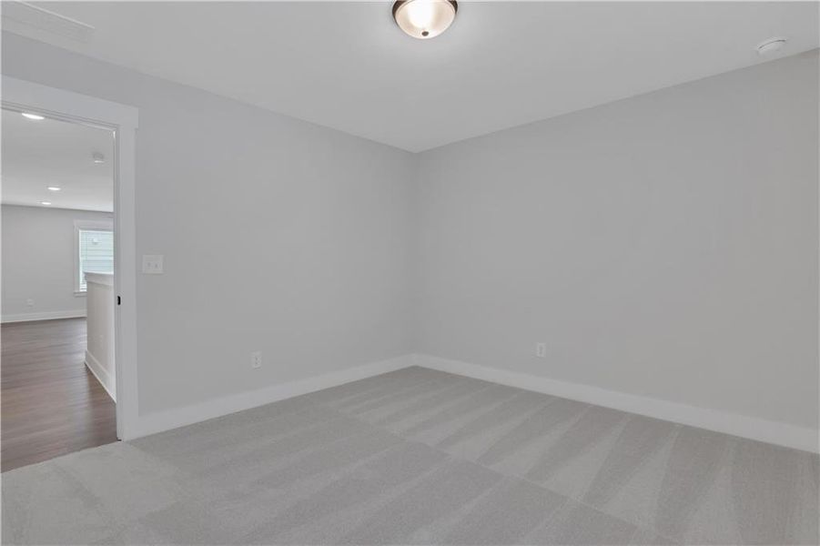 Spacious, unfurnished interior of a new home in , Loganville (Image 16).