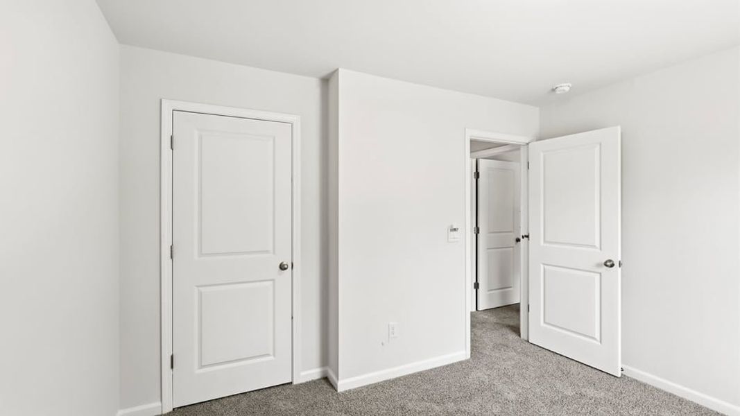 Spacious, unfurnished interior of a new home in Palmetto Valley, Anderson (Image 29).