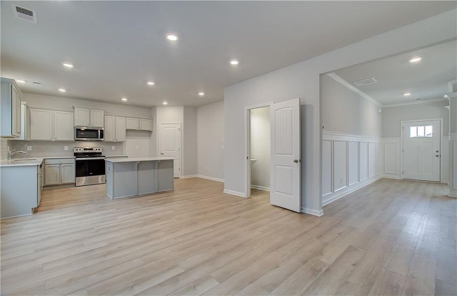 Spacious, unfurnished interior of a new home in Cedar Grove Commons, Conley (Image 16). Spacious, unfurnished interior of a new home in Cedar Grove Commons, Conley (Image 16).