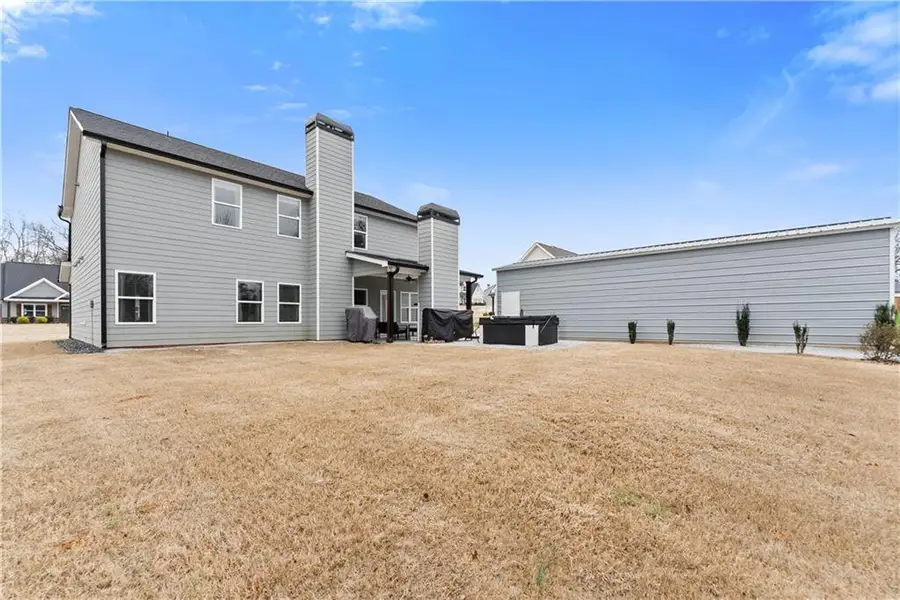 Exterior details and patio area of a home in , Jefferson (Image 3).