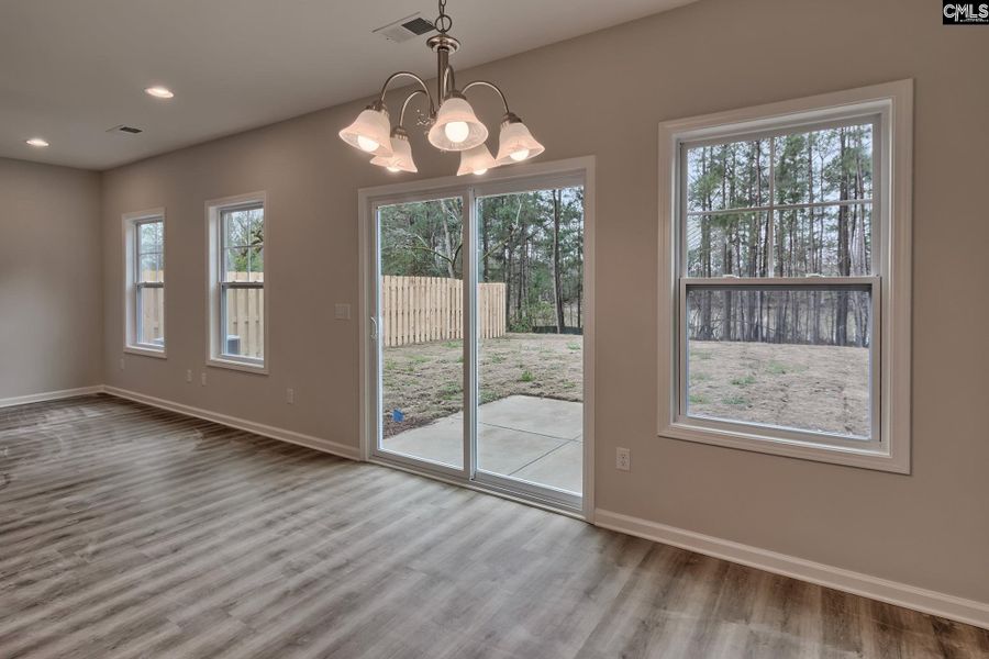 Image 15 of a home in Rolling Hills.