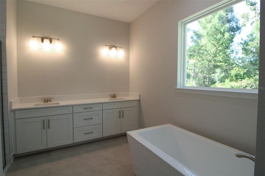 Furnished interior view inside a new home in Southern Hills Plantation, Brooksville (Image 7). Furnished interior view inside a new home in Southern Hills Plantation, Brooksville (Image 7).