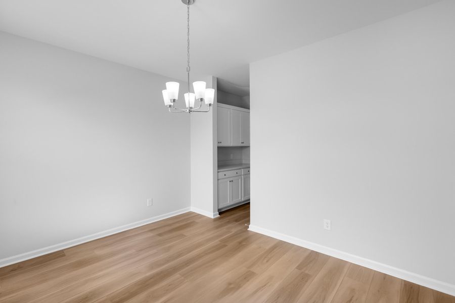 Spacious, unfurnished interior of a new home in , Summerville (Image 26).