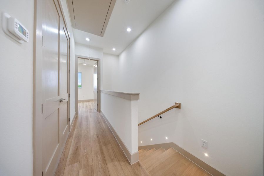 Spacious, unfurnished interior of a new home in , Houston (Image 19).
