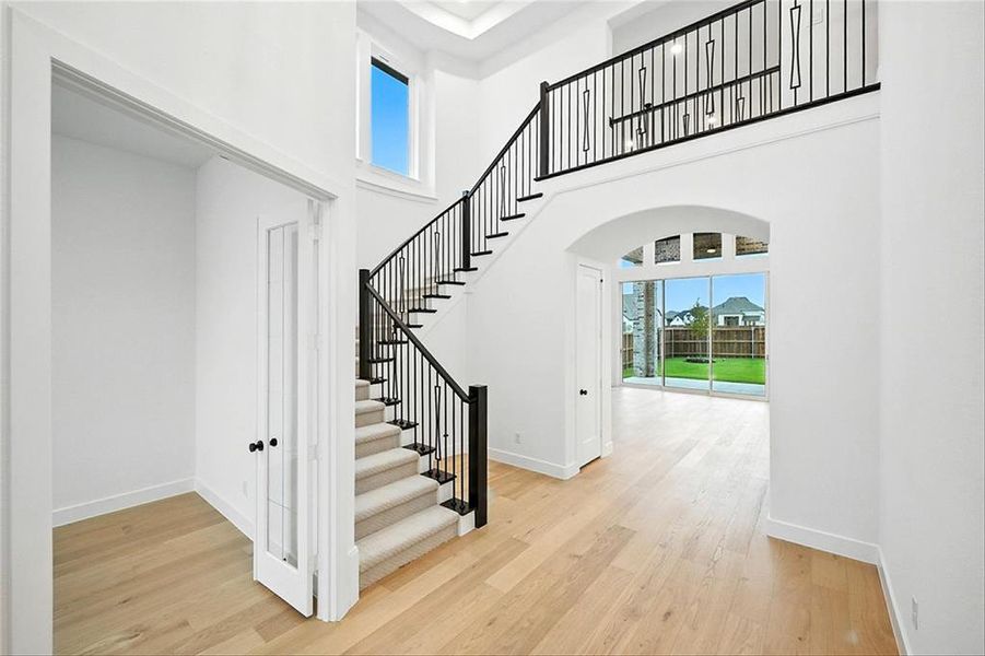 2720AmberLn220E020 2720AmberLn220E020