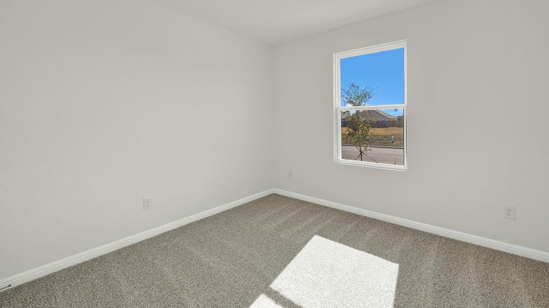 Spacious, unfurnished interior of a new home in Paramount, Kyle (Image 14).