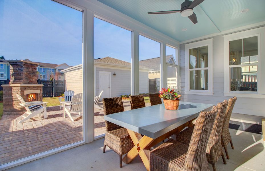 Representative exterior details of a home built from the Primrose by Pulte Homes in Nexton, Summerville (Image 3).