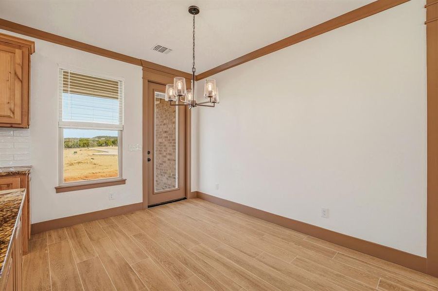 Spacious, unfurnished interior of a new home in , Nemo (Image 23).