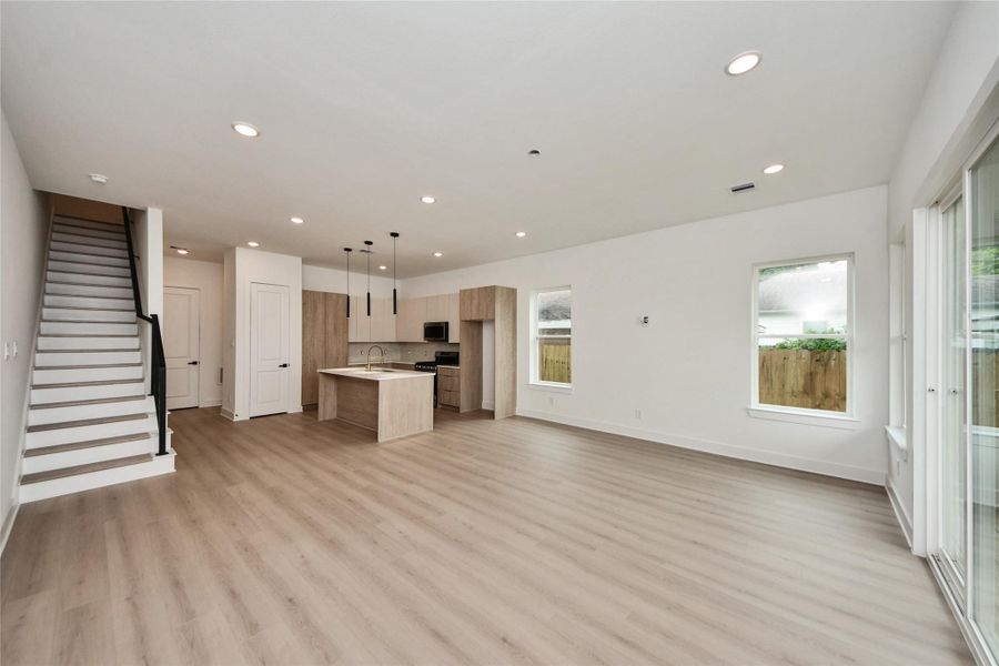 Image 31 of a home in . Image 31 of a home in .