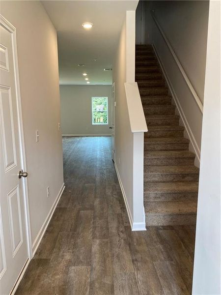 Spacious, unfurnished interior of a new home in Carolina, Palmetto (Image 5).