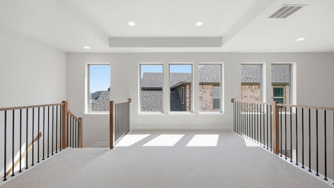 Spacious, unfurnished interior of a new home in Eliana, McKinney (Image 21).