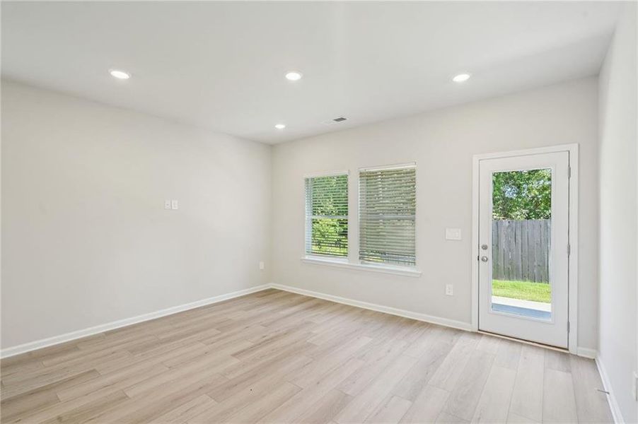 Spacious, unfurnished interior of a new home in , Conyers (Image 19).