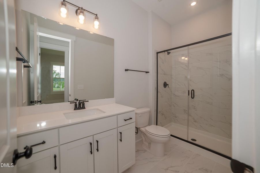 WFDS-0109_00_Parkette D_Bath 2 WFDS-0109_00_Parkette D_Bath 2