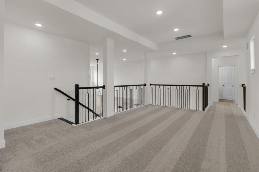 Spacious, unfurnished interior of a new home in Midline, Webster (Image 23). Spacious, unfurnished interior of a new home in Midline, Webster (Image 23).