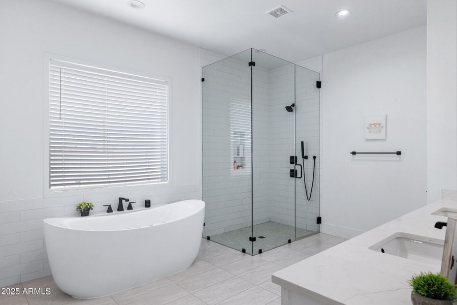 Owner's Suite Bathroom Owner's Suite Bathroom