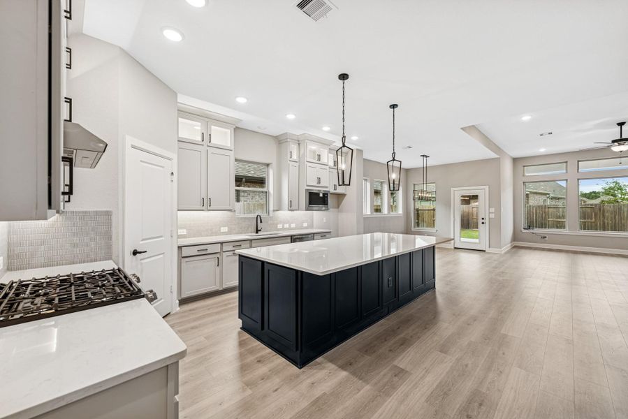 Furnished interior view inside a new home in The Highlands 55' - Encore Collection, Porter (Image 4). Furnished interior view inside a new home in The Highlands 55' - Encore Collection, Porter (Image 4).