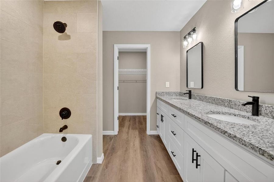 Furnished interior view inside a new home in , Fort Meade (Image 4).