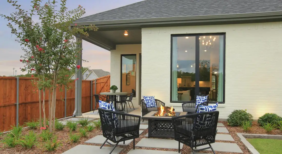 The Huntley Outdoor Living Area