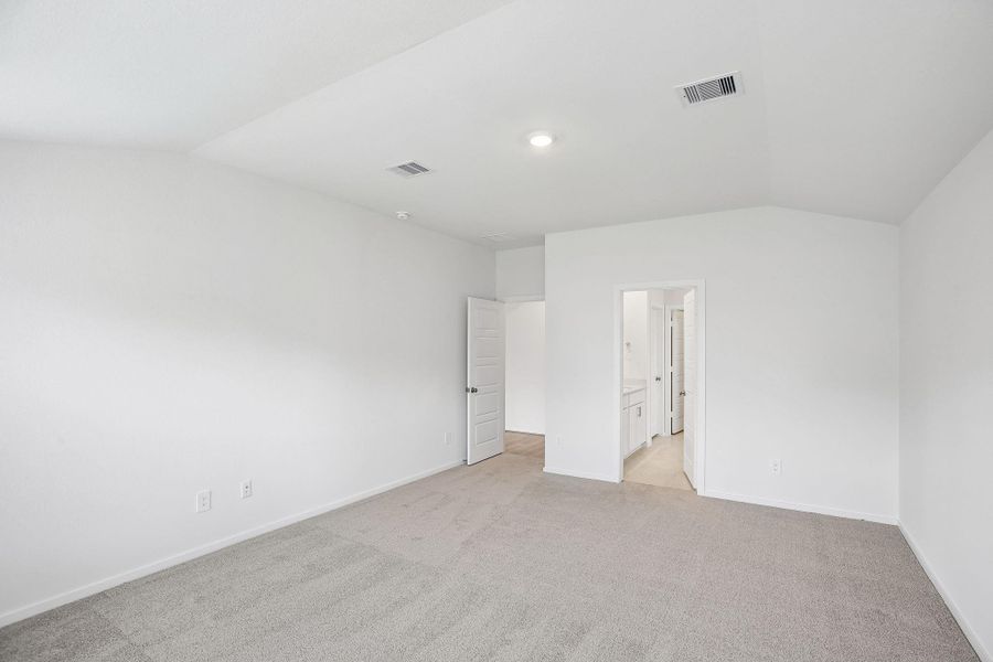 Spacious, unfurnished interior of a new home in Riviera Pines - Classic Series, Huffman (Image 21). Spacious, unfurnished interior of a new home in Riviera Pines - Classic Series, Huffman (Image 21).
